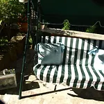 Slowicza Vendégház *