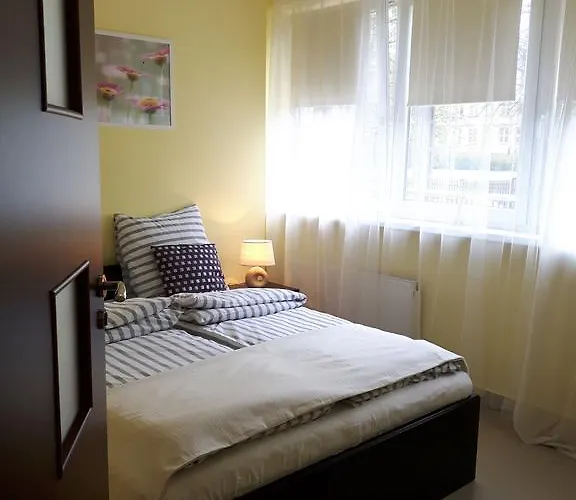 Slowicza * وارسو