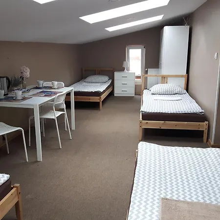 בית הארחה Slowicza ורשה